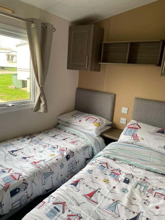 Parkdean Cherry Tree Holiday Park Burgh Castle Belton with Browston Exterior foto